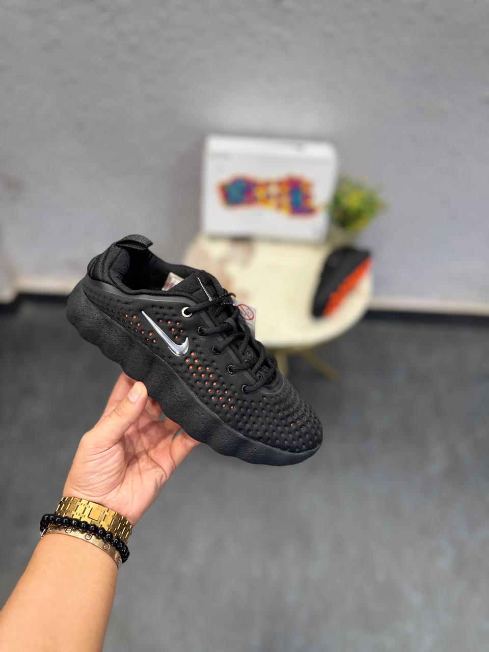 NIKE MID 002 BLACK