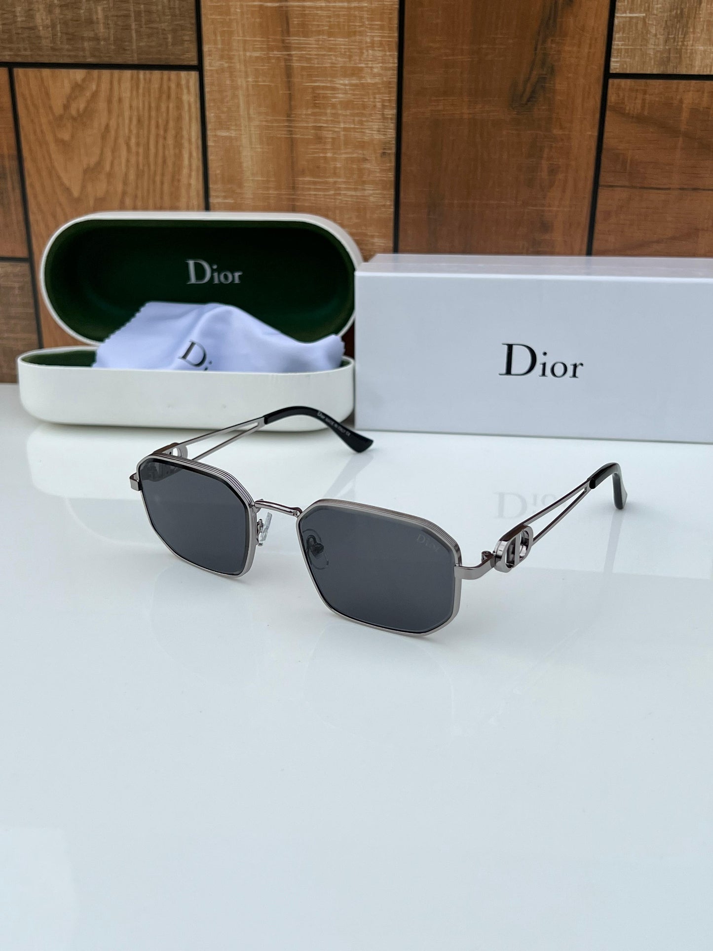 DIOR SUNGLASS